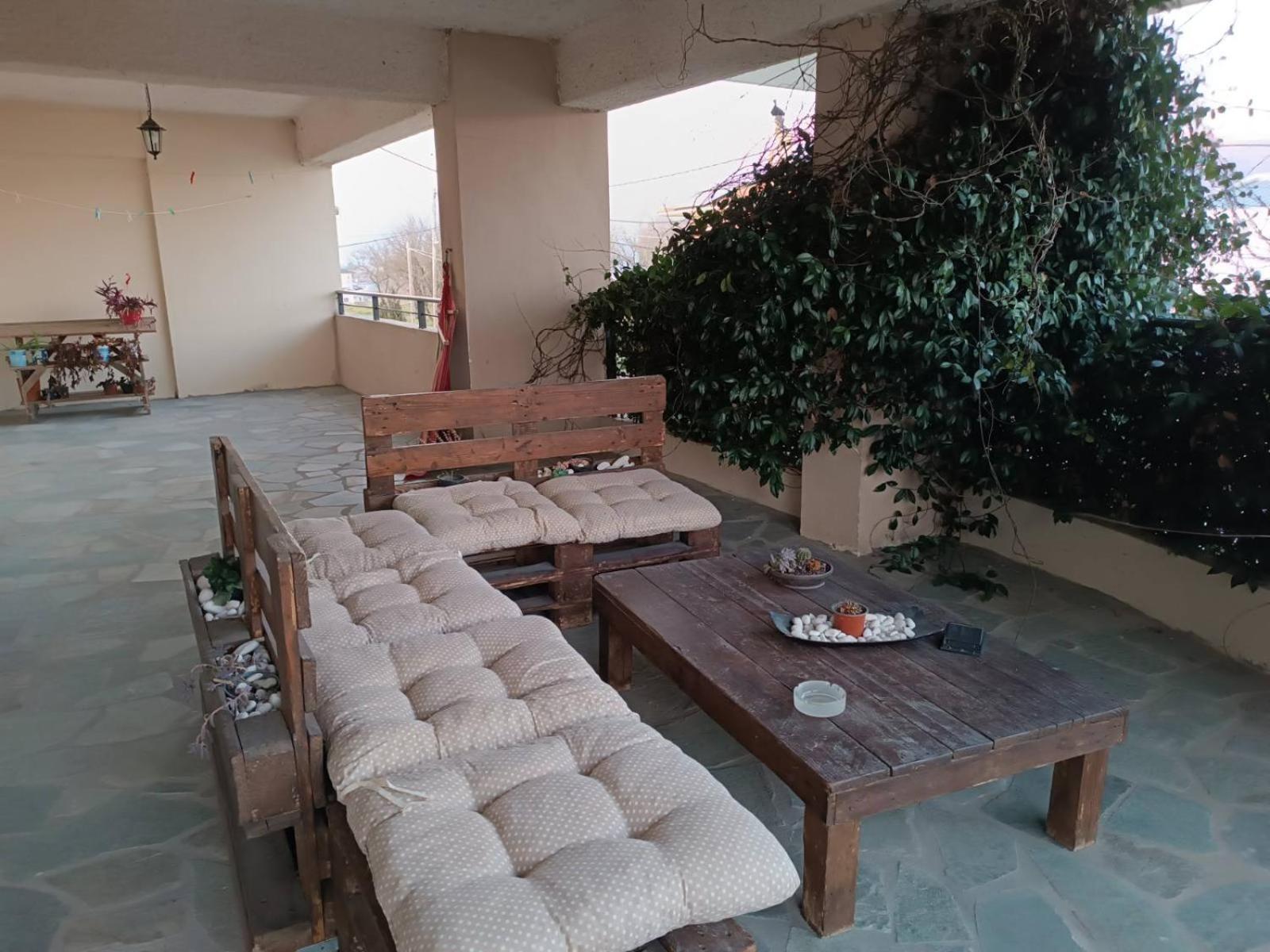 Διαμέρισμα Με Δύο Δωμάτια, Δύο Μπάνια Katsikas Exterior photo